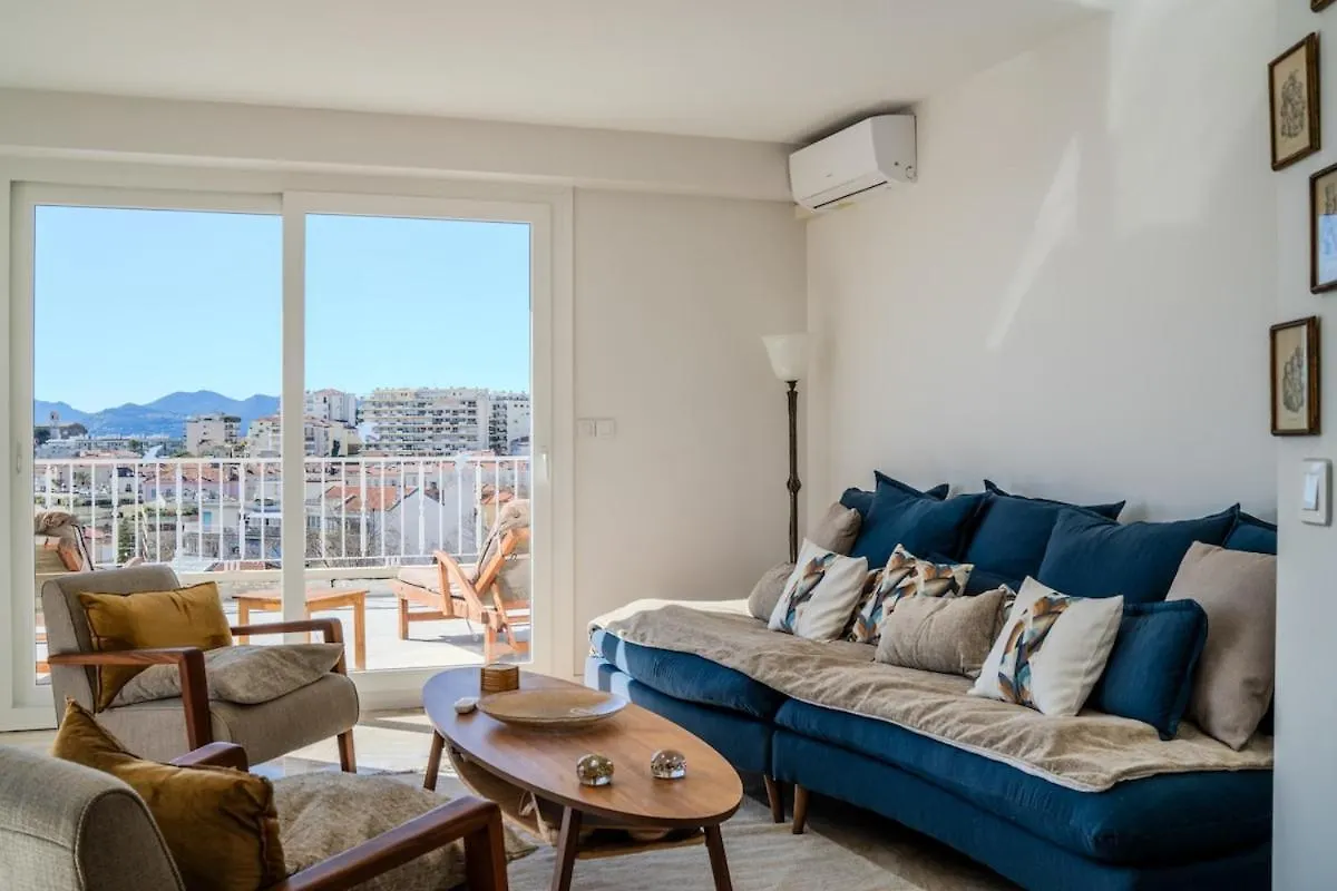 Appartement Avec Terrasse Et Vue Mer カンヌ