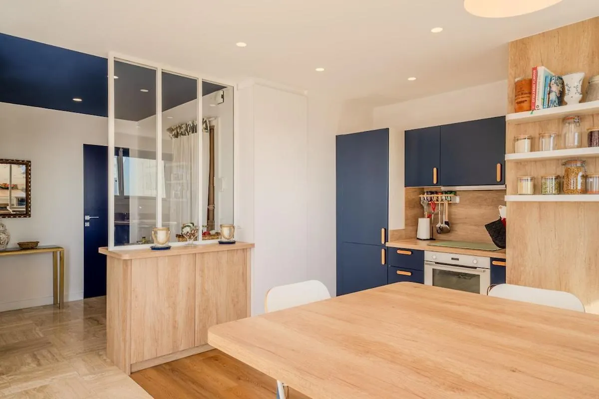 アパート Appartement Avec Terrasse Et Vue Mer カンヌ